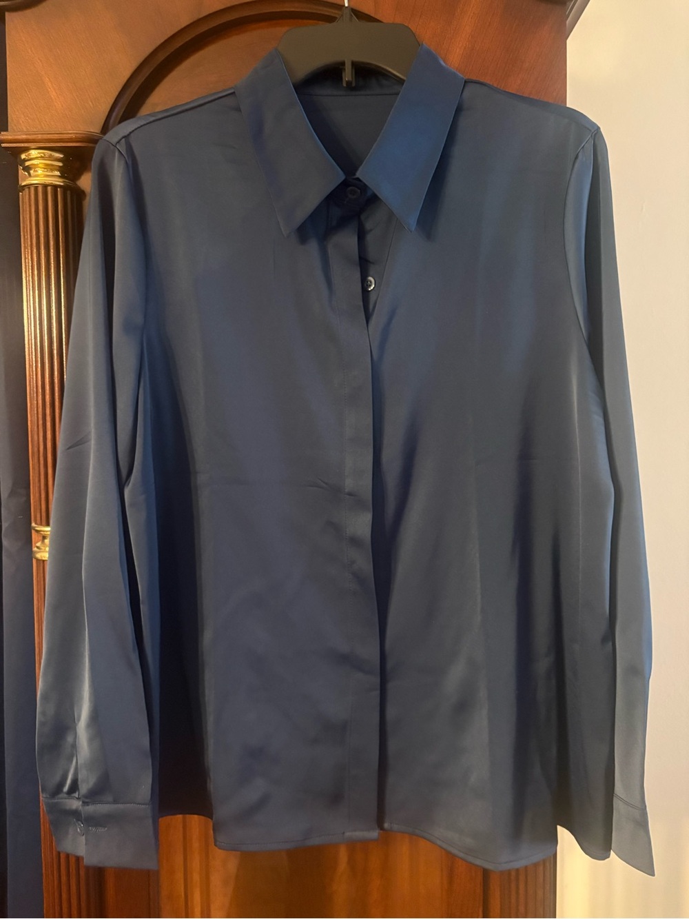 Source Unknown Navy Blue Button-Down Women's Shirt